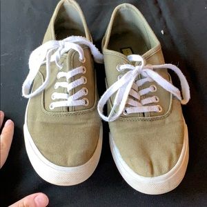 🦋 3/$20 Basic Army Green Flat Loafers